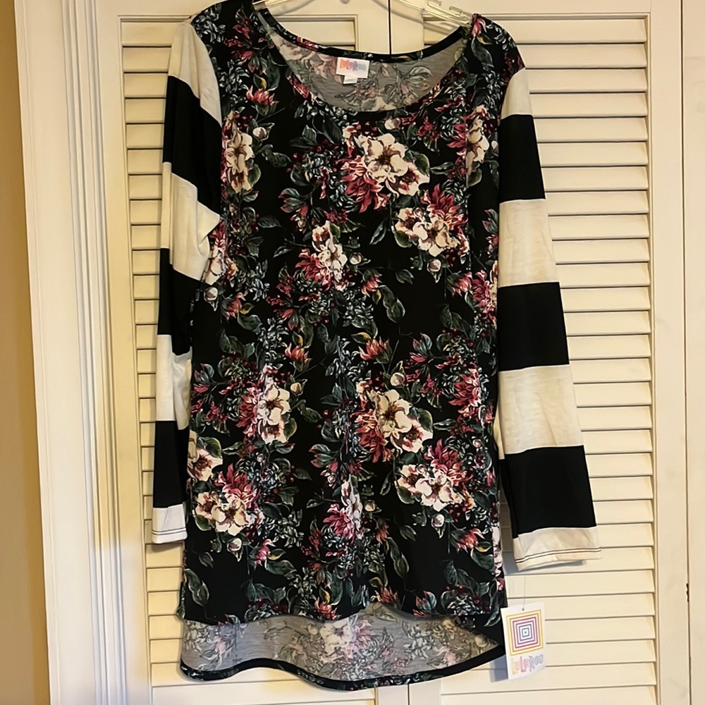 Lularoe 2x lynnae top